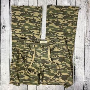 LONDON JEAN Chino Stretch Camo Cargo Bootcut Pants